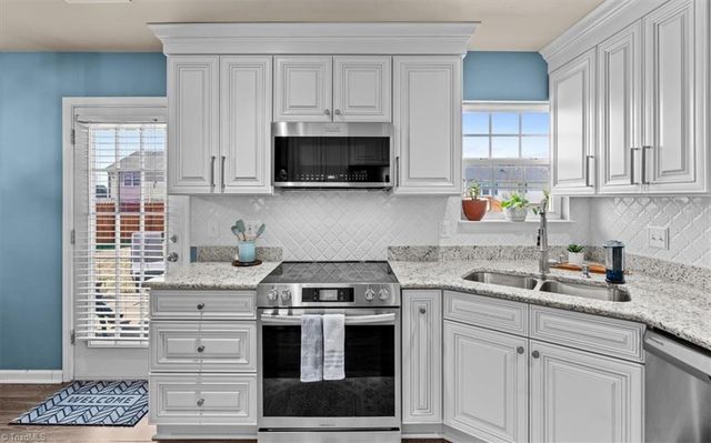 109 Florida Drive, Thomasville, NC 27360