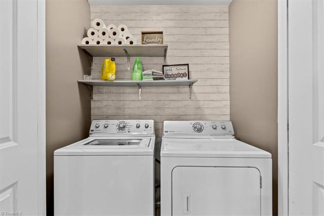 109 Florida Drive, Thomasville, NC 27360