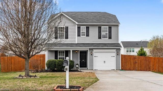 109 Florida Drive, Thomasville, NC 27360