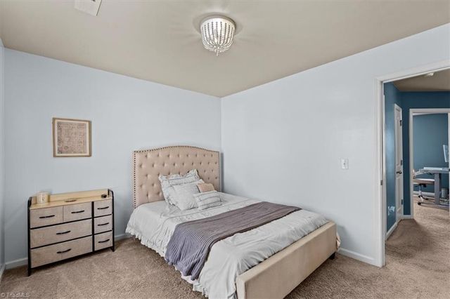 109 Florida Drive, Thomasville, NC 27360