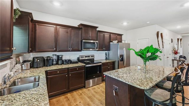 1113 Hardwick Drive, Mebane, NC 27302