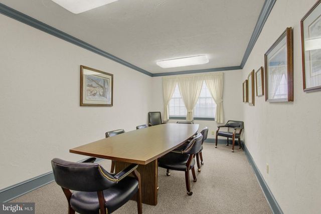 209 BROADWAY, Hanover, PA 17331