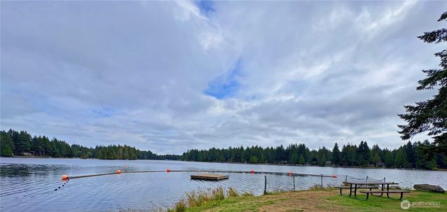 30 E Ballycastle Way, Shelton, WA 98584