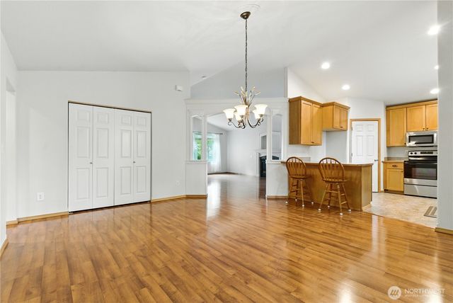 30 E Ballycastle Way, Shelton, WA 98584