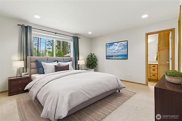 30 E Ballycastle Way, Shelton, WA 98584