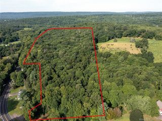 00-1055 Main Street North, Woodbury, CT 06798