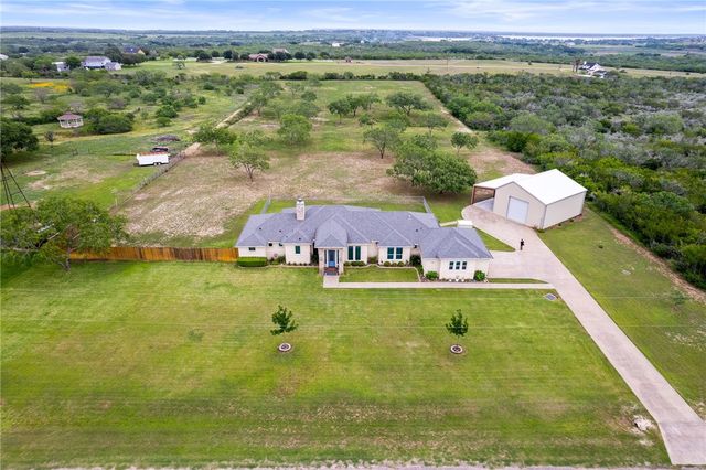 318 House Ave, Sandia, TX 78383
