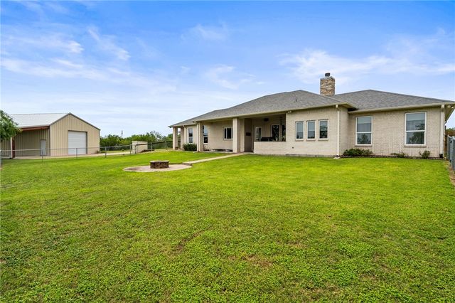 318 House Ave, Sandia, TX 78383