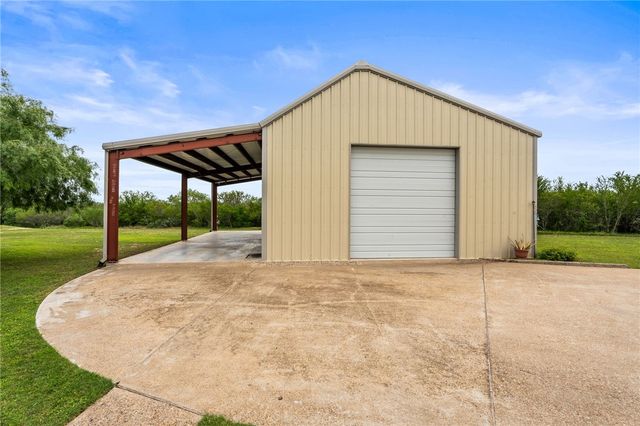 318 House Ave, Sandia, TX 78383