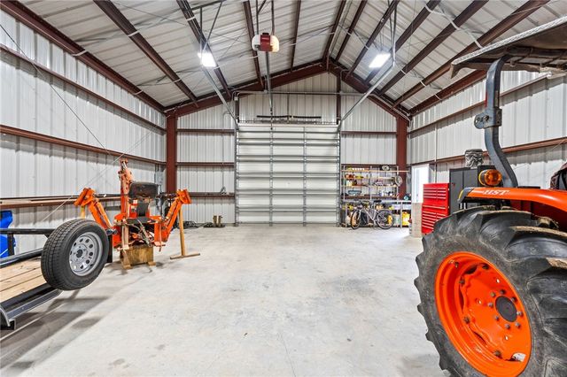 318 House Ave, Sandia, TX 78383