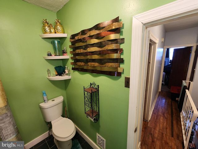 2502 W STERNER ST, Philadelphia, PA 19132