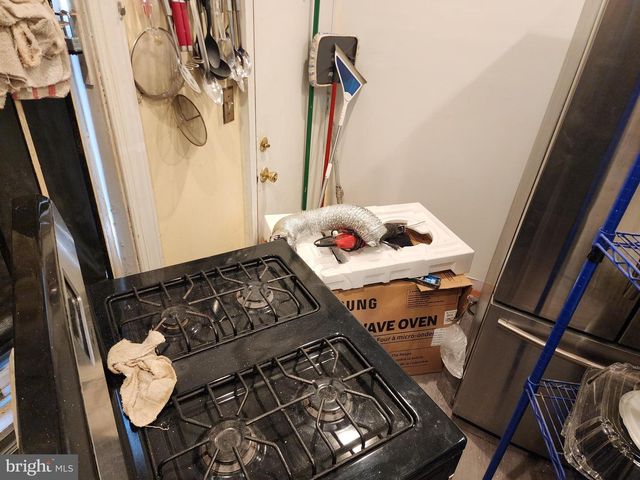 2502 W STERNER ST, Philadelphia, PA 19132