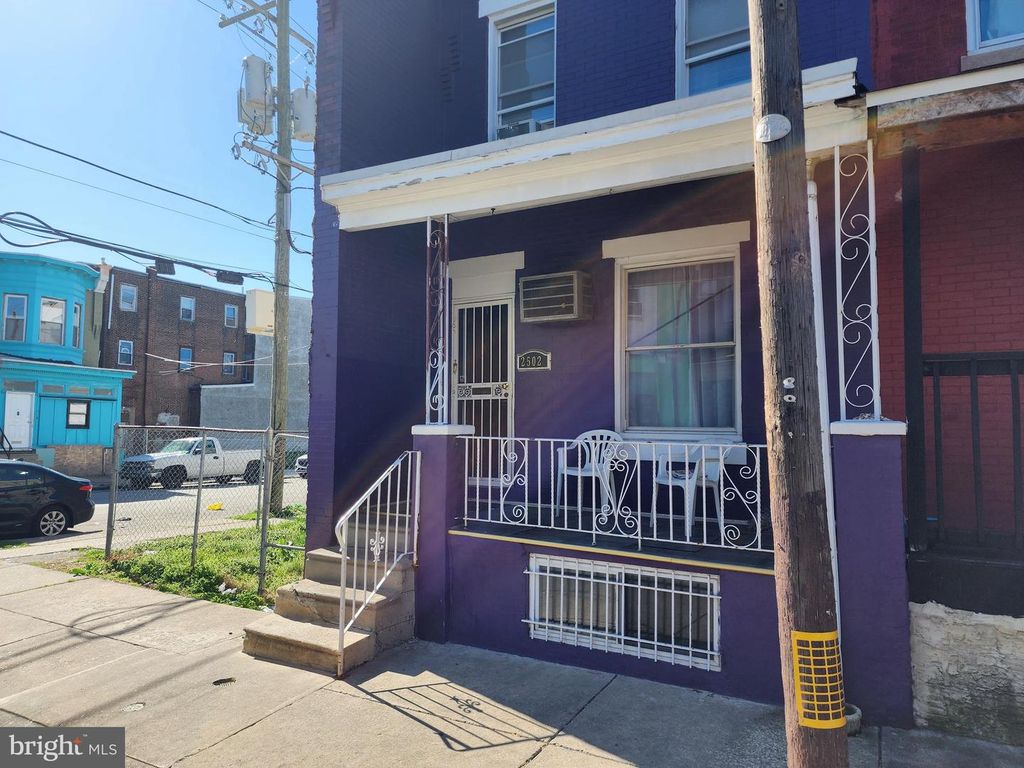 2502 W STERNER ST, Philadelphia, PA 19132