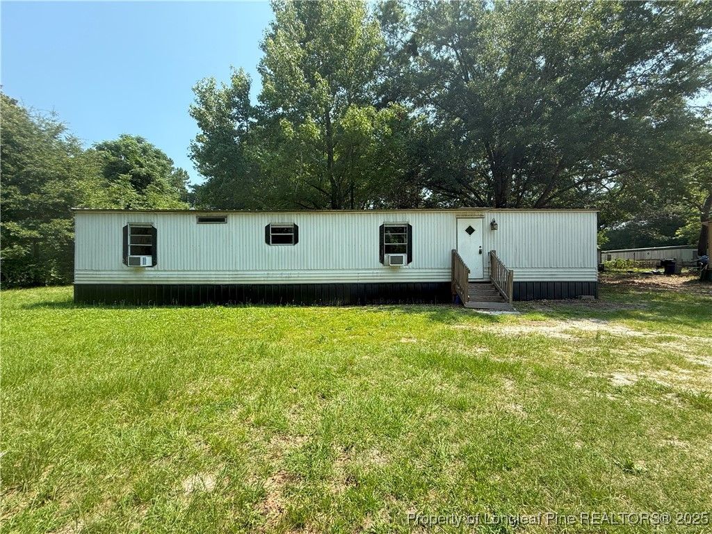 233 Americus Drive, Fayetteville, NC 28312