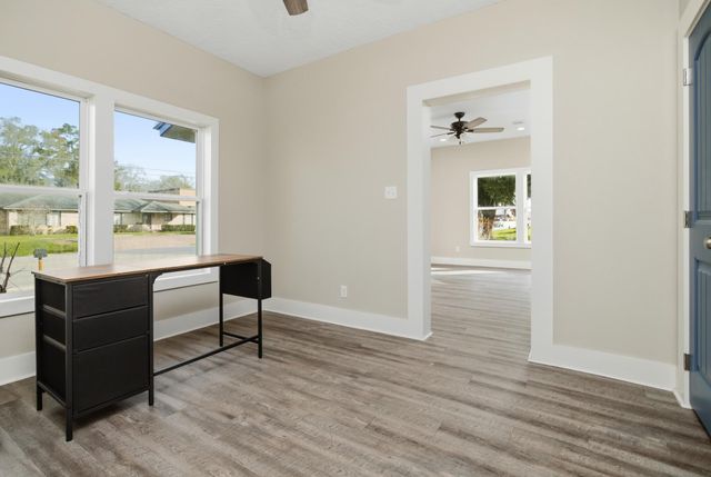 415 W Bluff Street, Woodville, TX 75979