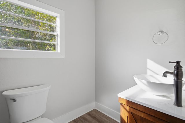 415 W Bluff Street, Woodville, TX 75979