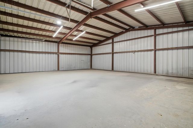 415 W Bluff Street, Woodville, TX 75979