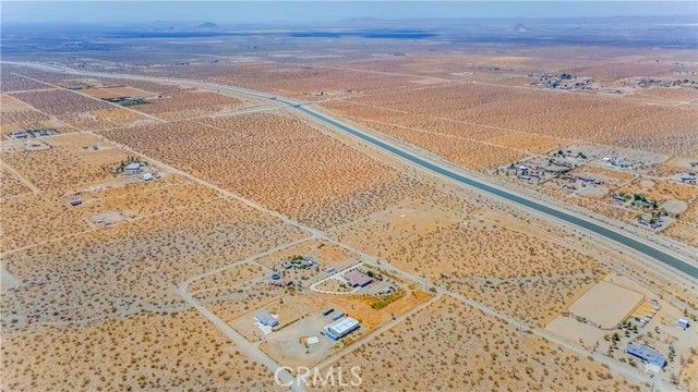 3789 Luna Road, Phelan, CA 92371