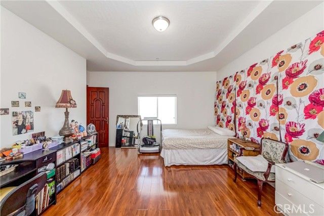 3789 Luna Road, Phelan, CA 92371