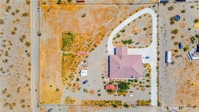 3789 Luna Road, Phelan, CA 92371