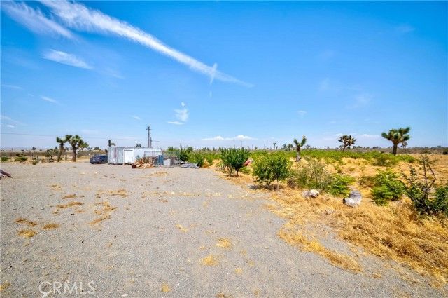 3789 Luna Road, Phelan, CA 92371