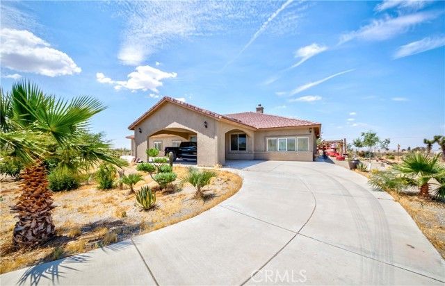 3789 Luna Road, Phelan, CA 92371