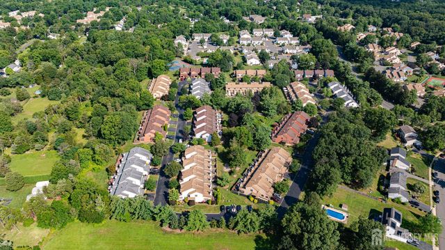 59 Bayberry Drive, Franklin, NJ 08873