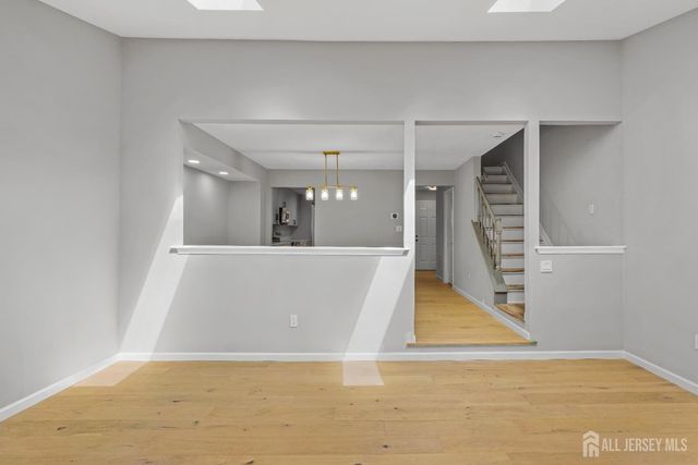 59 Bayberry Drive, Franklin, NJ 08873