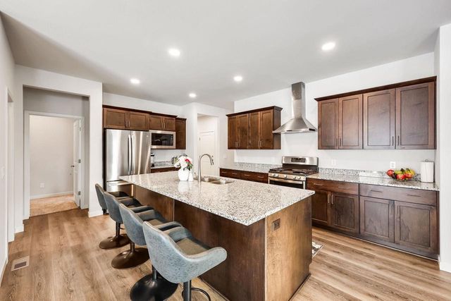 1182 O'Keeffe Avenue, Sun Prairie, WI 53590