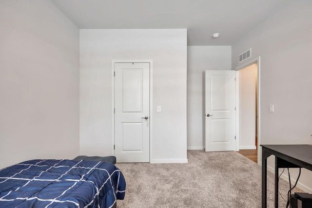 1182 O'Keeffe Avenue, Sun Prairie, WI 53590