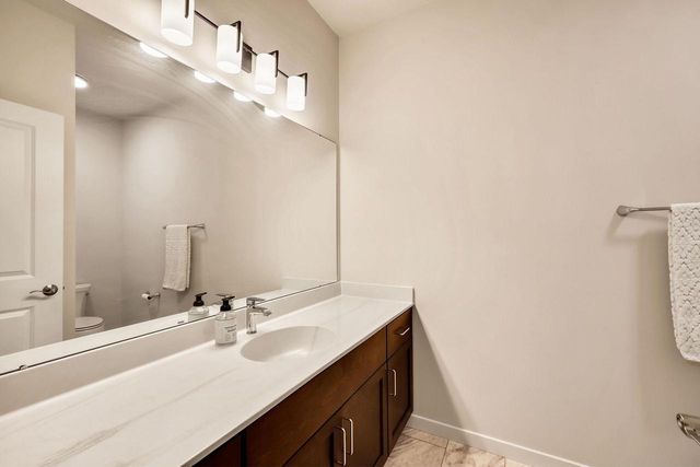 1182 O'Keeffe Avenue, Sun Prairie, WI 53590