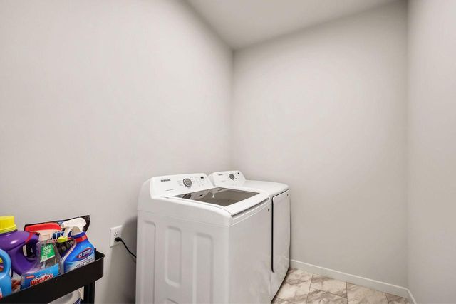 1182 O'Keeffe Avenue, Sun Prairie, WI 53590