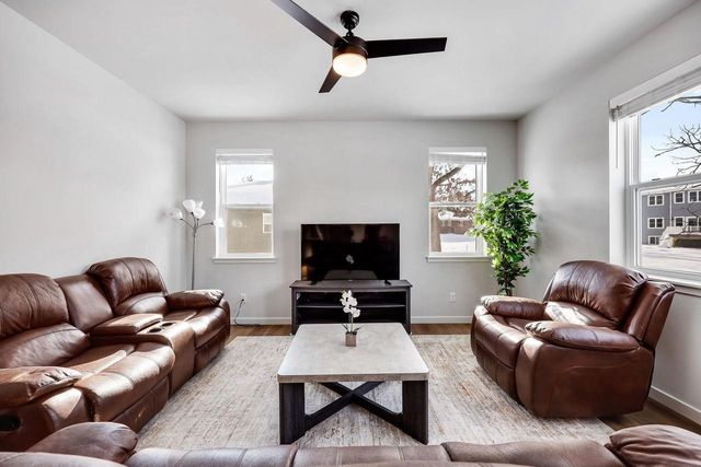 1182 O'Keeffe Avenue, Sun Prairie, WI 53590