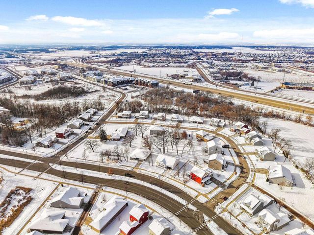 1182 O'Keeffe Avenue, Sun Prairie, WI 53590