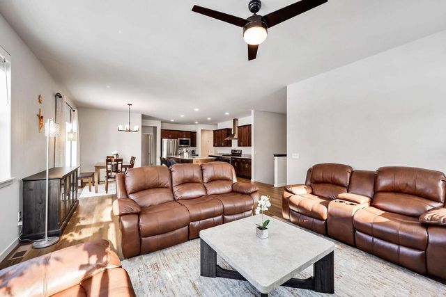 1182 O'Keeffe Avenue, Sun Prairie, WI 53590