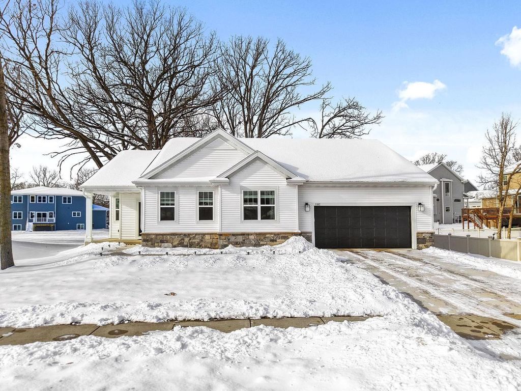 1182 O'Keeffe Avenue, Sun Prairie, WI 53590