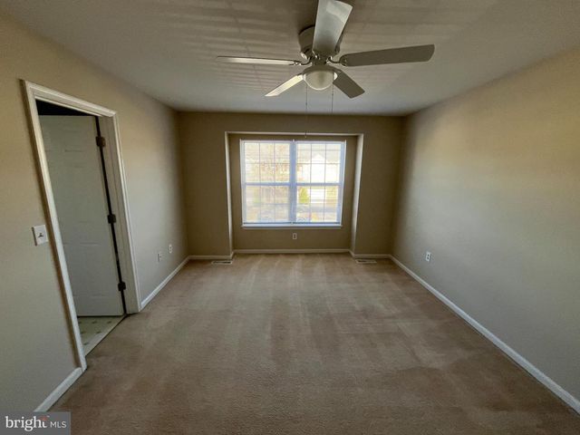 109 CARDINAL LN, Hummelstown, PA 17036