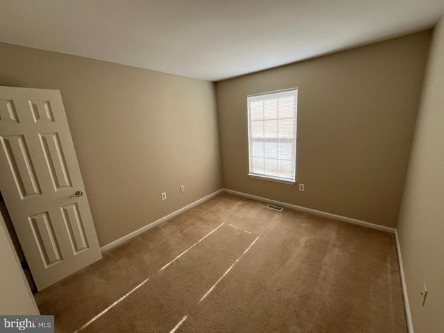 109 CARDINAL LN, Hummelstown, PA 17036