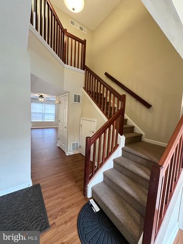 109 CARDINAL LN, Hummelstown, PA 17036