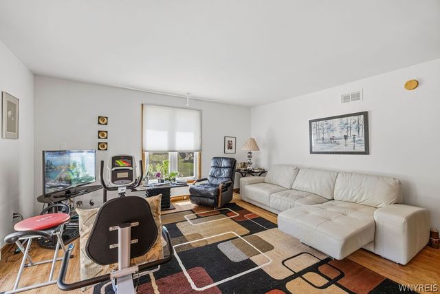 150 North French Road, Amherst, NY 14228