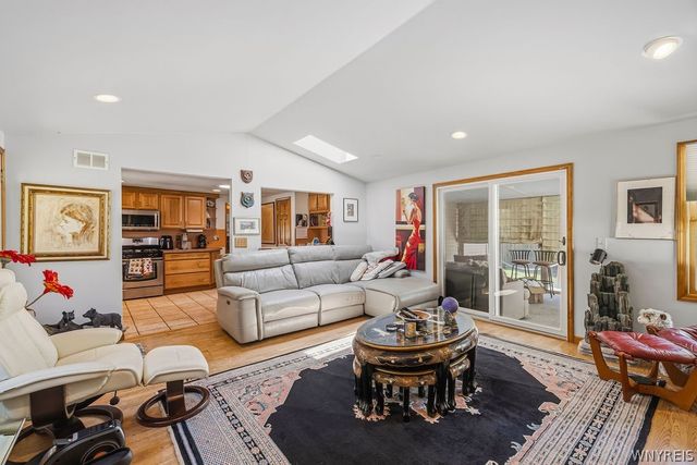 150 North French Road, Amherst, NY 14228