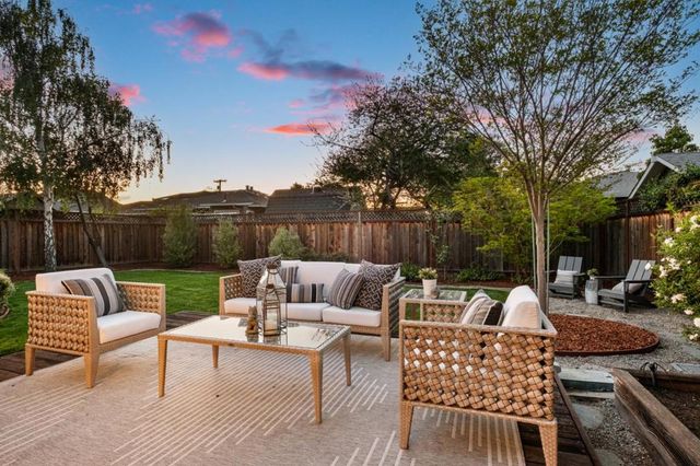 1621 Silver Avenue, Redwood City, CA 94061