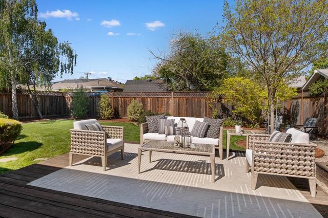 1621 Silver Avenue, Redwood City, CA 94061