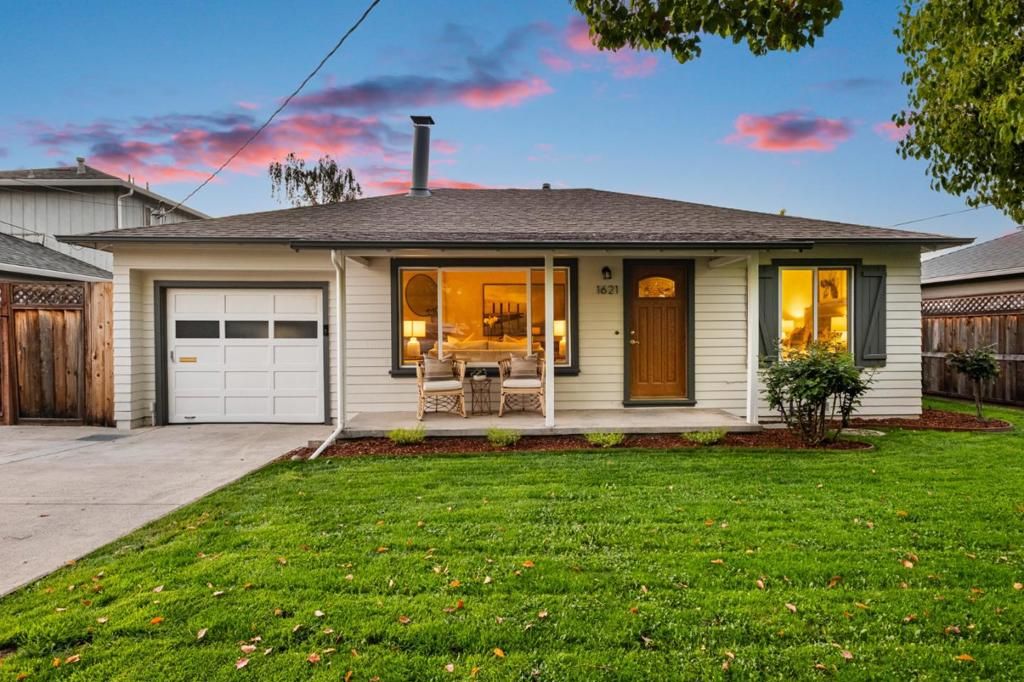 1621 Silver Avenue, Redwood City, CA 94061