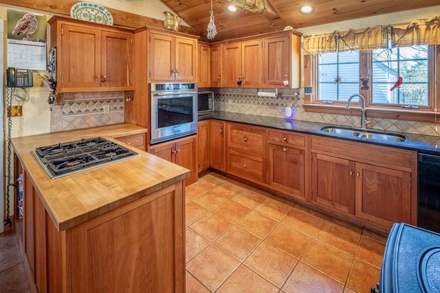 79 Noble Street, Somersworth, NH 03878