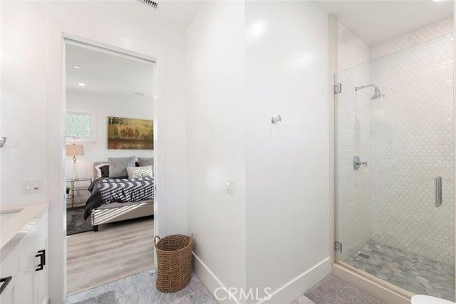 417 E Bay, Newport Beach, CA 92661