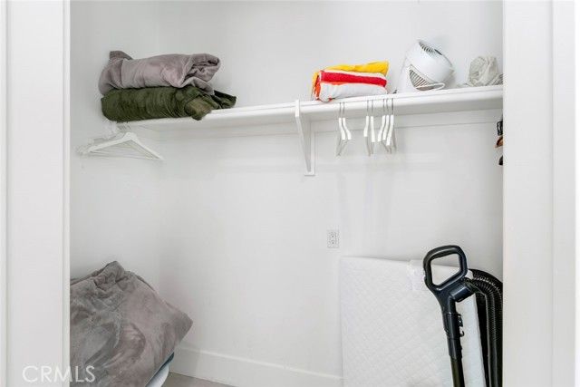 417 E Bay, Newport Beach, CA 92661