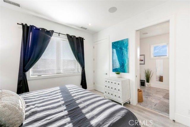 417 E Bay, Newport Beach, CA 92661