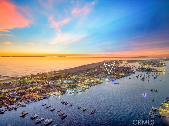 417 E Bay, Newport Beach, CA 92661