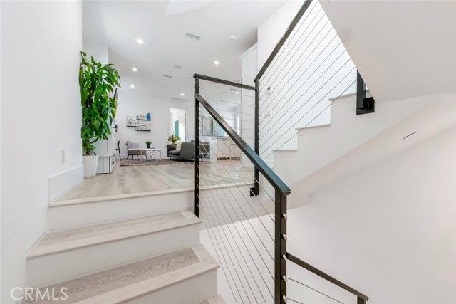 417 E Bay, Newport Beach, CA 92661